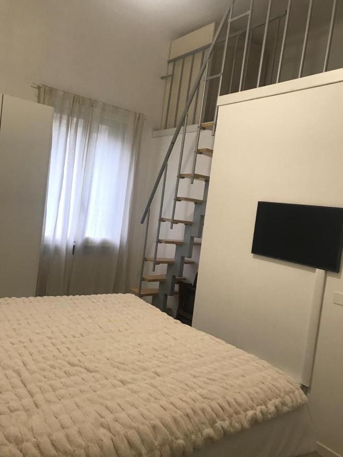 Casa Ale Lolly Apartment มิลาน ภายนอก รูปภาพ